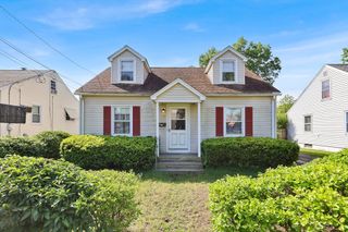 95 Kingsley St, Springfield, MA 01104