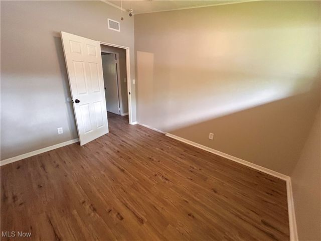 837 Pinecrest Road, Girard, OH 44420