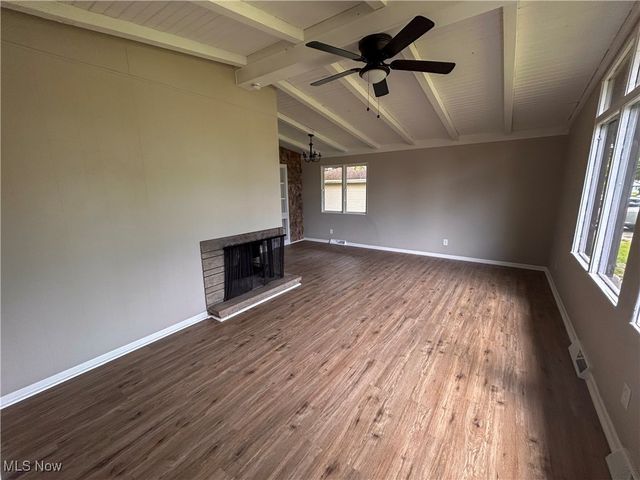 837 Pinecrest Road, Girard, OH 44420