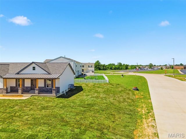 51 Mill Point Court, Moscow Mills, MO 63362