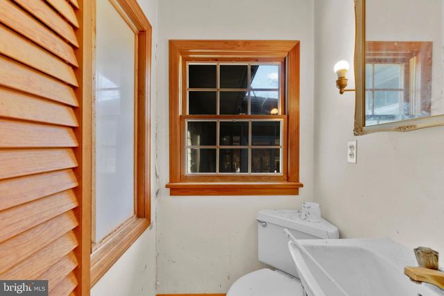 1815 DUNWOODY RD, Parkville, MD 21234