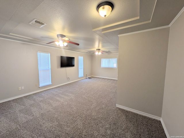 6618 CLOVERBEND ST, Leon Valley, TX 78238