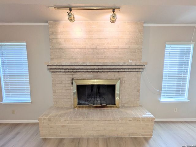 6618 CLOVERBEND ST, Leon Valley, TX 78238