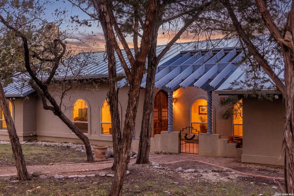 108 Brushy Drive, Hunt, TX 78024