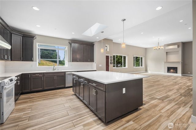 10622 55th Avenue S, Seattle, WA 98178
