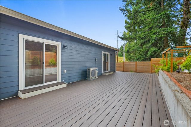 10622 55th Avenue S, Seattle, WA 98178