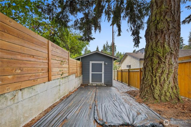 10622 55th Avenue S, Seattle, WA 98178