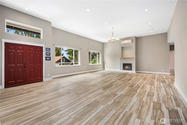10622 55th Avenue S, Seattle, WA 98178