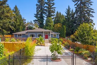 10622 55th Avenue S, Seattle, WA 98178