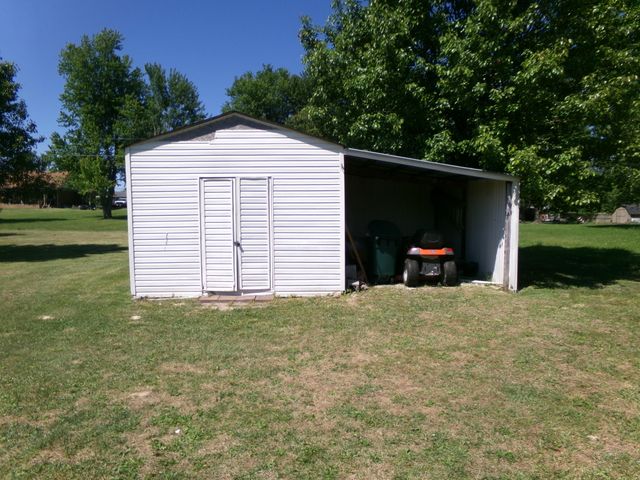 206 Waleto Street, Jeffersonville, KY 40337