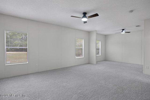 13 TULIP Court, Middleburg, FL 32068