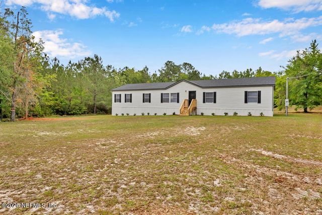 13 TULIP Court, Middleburg, FL 32068