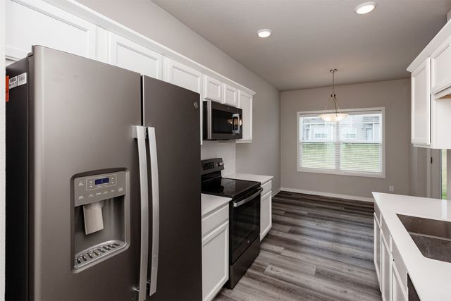 211 NE Whitetail Lane, Ankeny, IA 50021