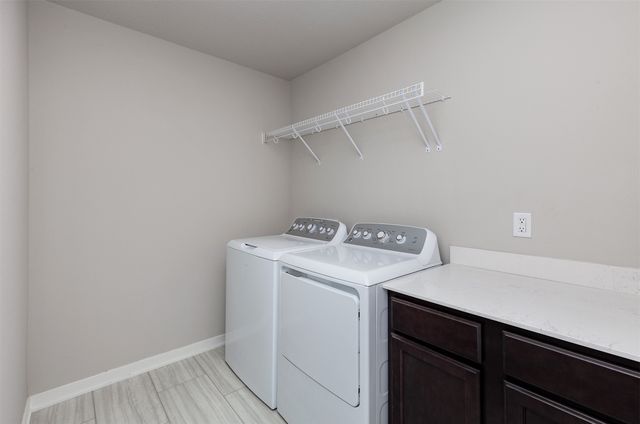 211 NE Whitetail Lane, Ankeny, IA 50021