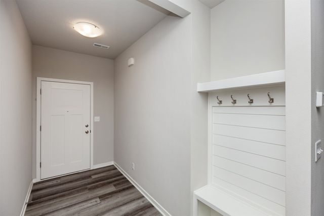 211 NE Whitetail Lane, Ankeny, IA 50021