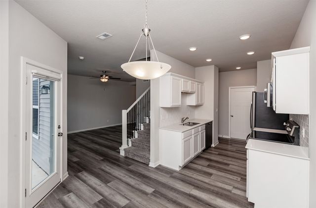 211 NE Whitetail Lane, Ankeny, IA 50021