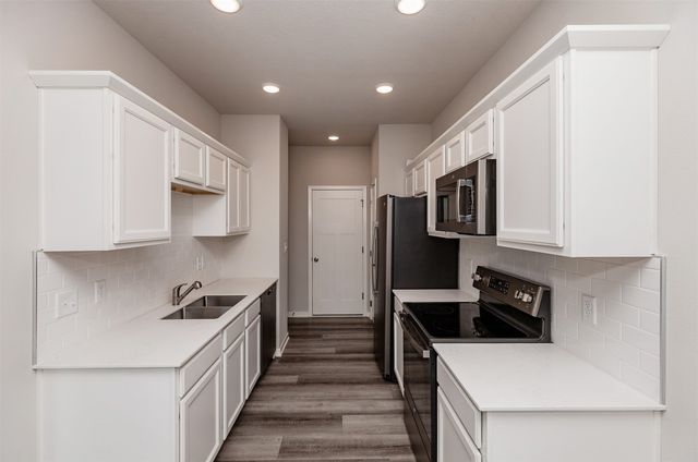 211 NE Whitetail Lane, Ankeny, IA 50021