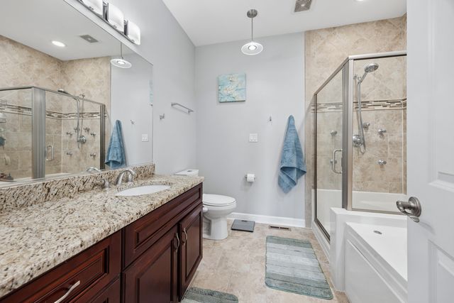 6635 W 64TH Place, Chicago, IL 60638