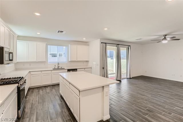 4208 Bayley Skye, Las Vegas, NV 89141