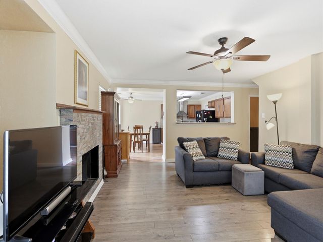 3803 Banks Ridge Lane, Katy, TX 77449