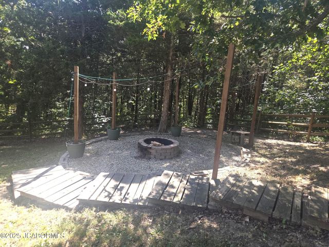 11992 COUNTY RD 4001, Holts Summit, MO 65043