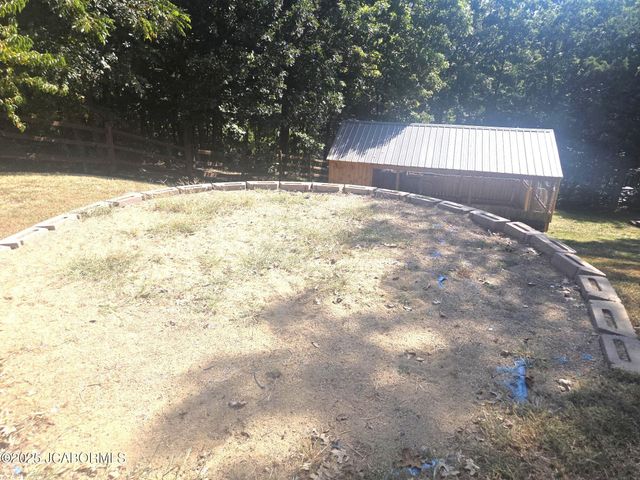 11992 COUNTY RD 4001, Holts Summit, MO 65043