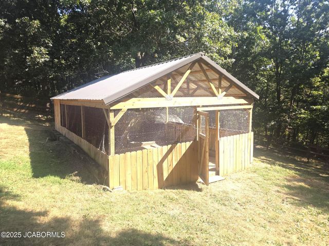 11992 COUNTY RD 4001, Holts Summit, MO 65043