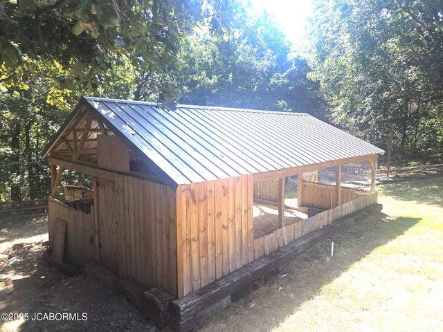 11992 COUNTY RD 4001, Holts Summit, MO 65043