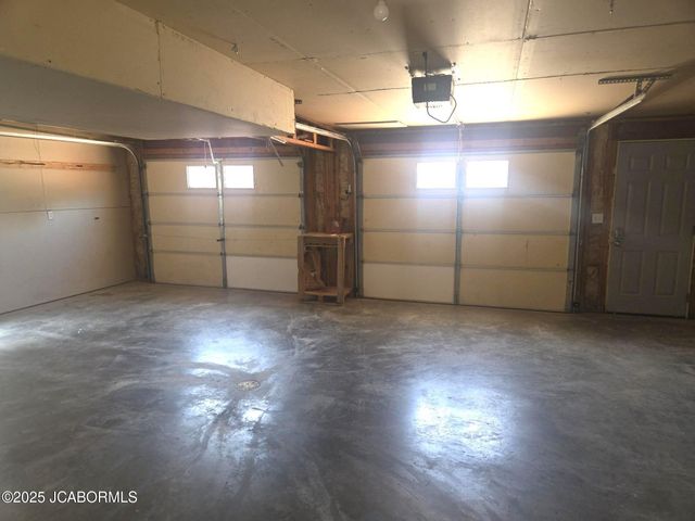 11992 COUNTY RD 4001, Holts Summit, MO 65043