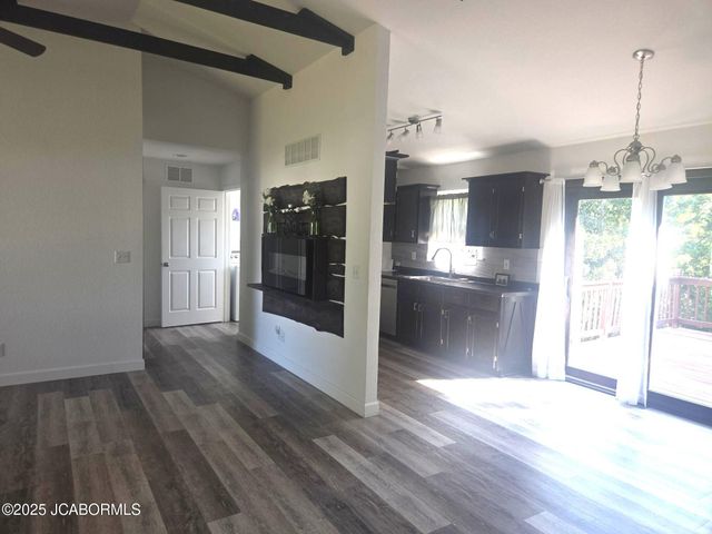 11992 COUNTY RD 4001, Holts Summit, MO 65043