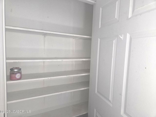 11992 COUNTY RD 4001, Holts Summit, MO 65043