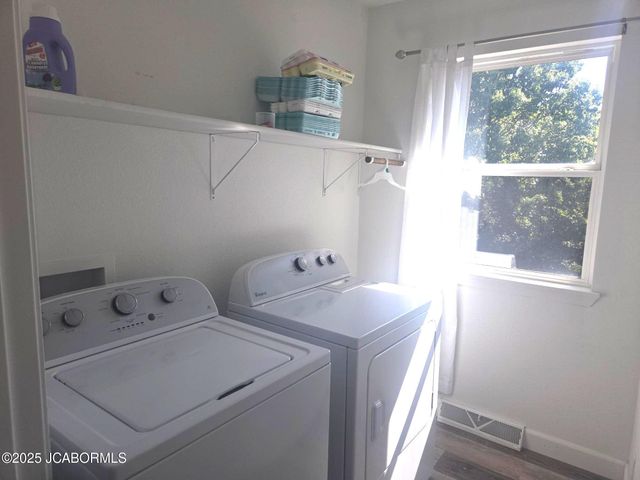 11992 COUNTY RD 4001, Holts Summit, MO 65043