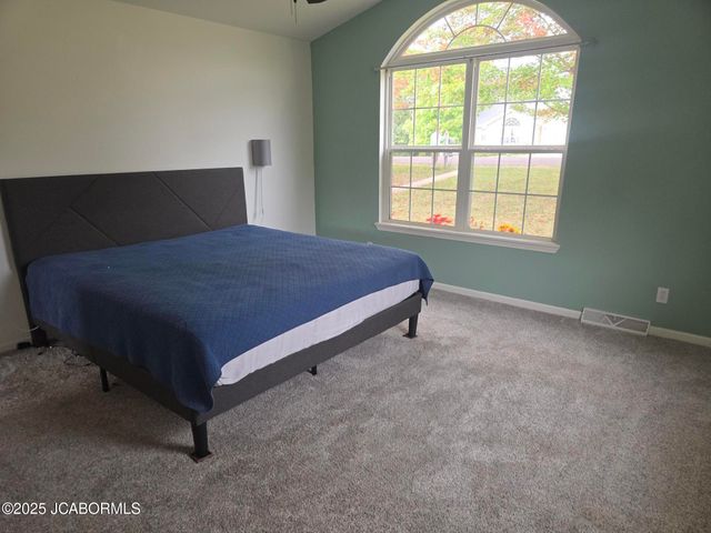 11992 COUNTY RD 4001, Holts Summit, MO 65043