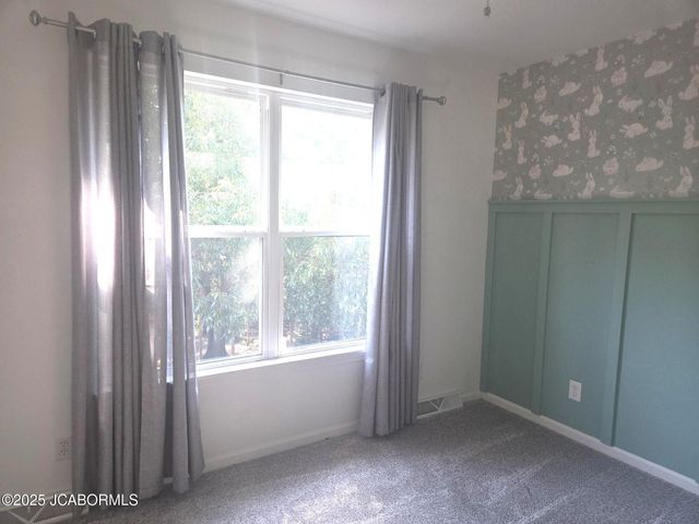 11992 COUNTY RD 4001, Holts Summit, MO 65043