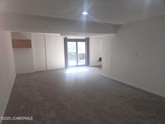 11992 COUNTY RD 4001, Holts Summit, MO 65043