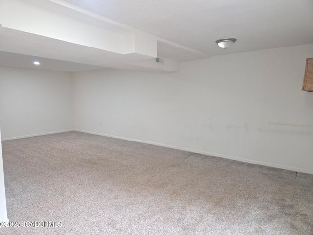 11992 COUNTY RD 4001, Holts Summit, MO 65043