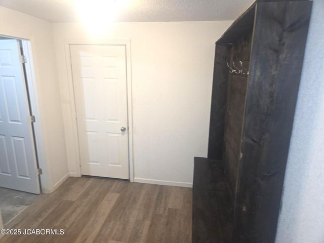 11992 COUNTY RD 4001, Holts Summit, MO 65043