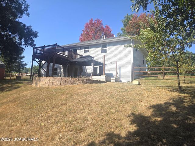 11992 COUNTY RD 4001, Holts Summit, MO 65043