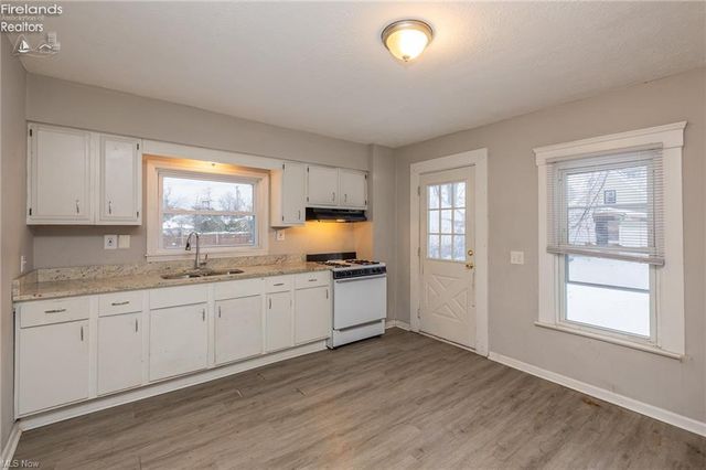 2349 Kelly Place, Lorain, OH 44052