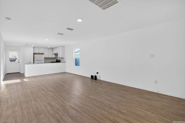 8511 Rose Tanager, San Antonio, TX 78245