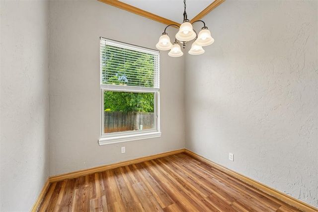 9420 Lansbrook Lane, Oklahoma City, OK 73162