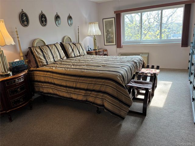 30 Greenridge Avenue 4E, White Plains, NY 10605