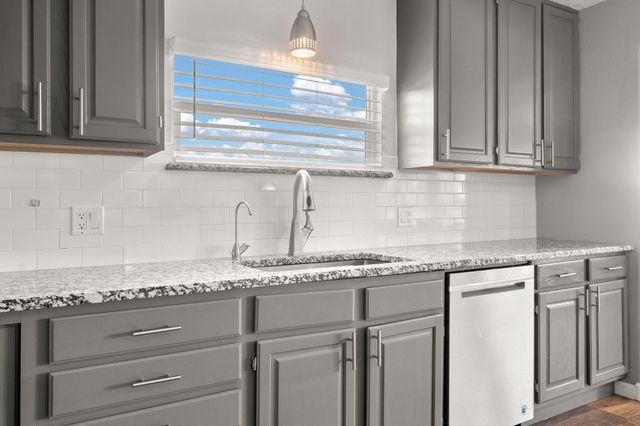 5373 RAGLIN Avenue SW, Albuquerque, NM 87121