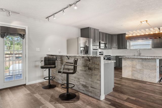 5373 RAGLIN Avenue SW, Albuquerque, NM 87121