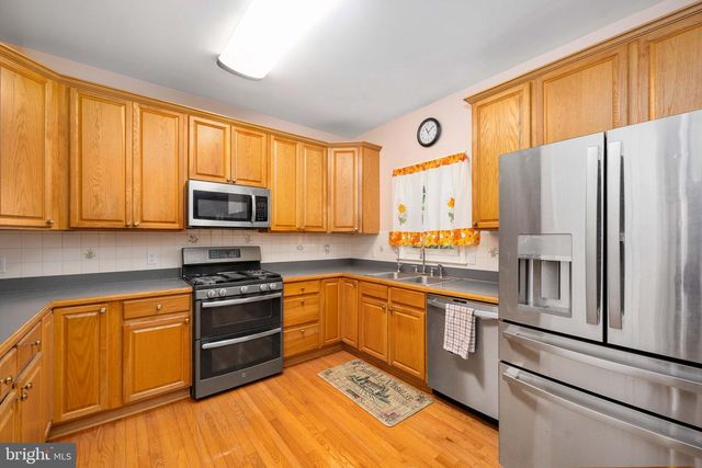 23167 TRIPLE CROWN DR, Ruther Glen, VA 22546