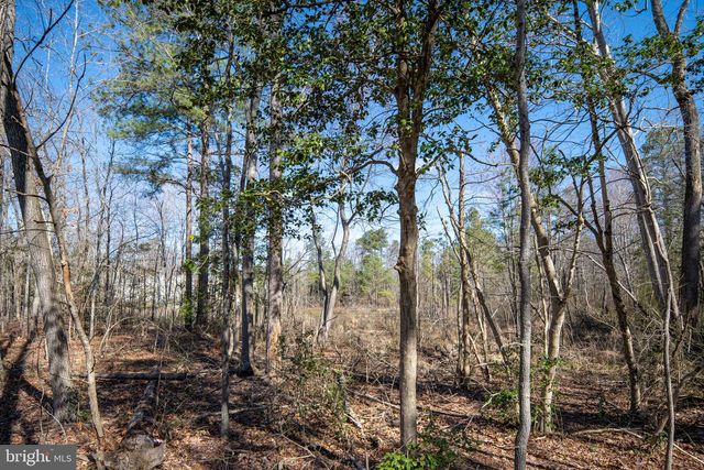 23167 TRIPLE CROWN DR, Ruther Glen, VA 22546