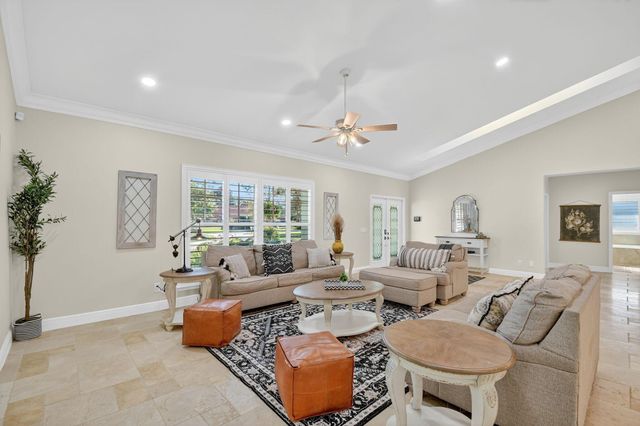 13172 Doubletree Circle, Wellington, FL 33414