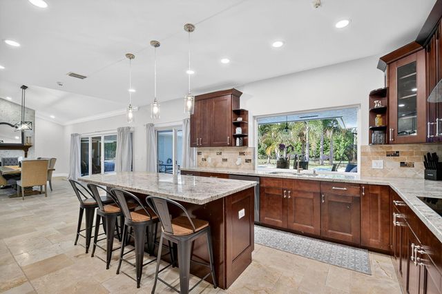 13172 Doubletree Circle, Wellington, FL 33414