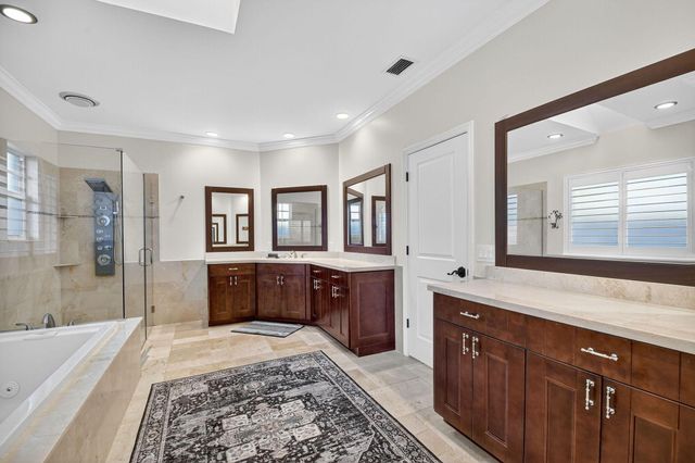 13172 Doubletree Circle, Wellington, FL 33414