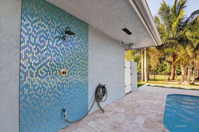 13172 Doubletree Circle, Wellington, FL 33414